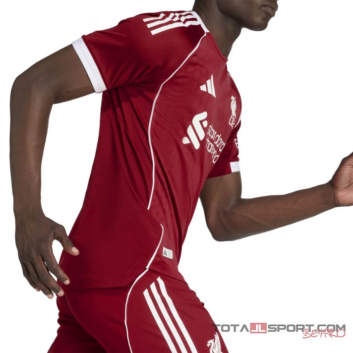 Adidas LFC Authentic mez